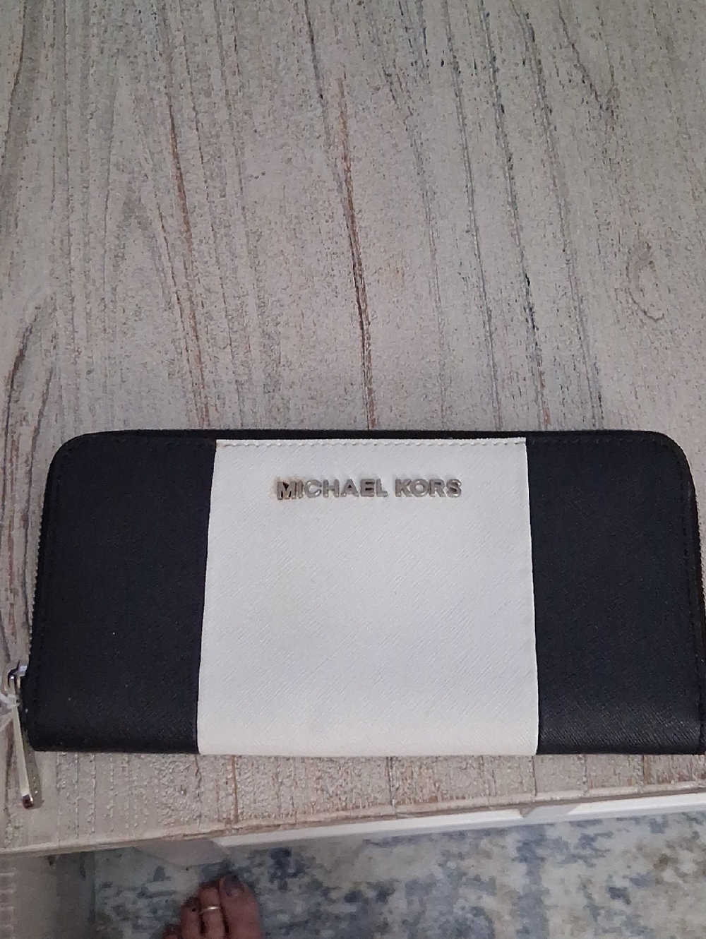 Michael Kors Black and White Colorblock Zip-Around Wallet